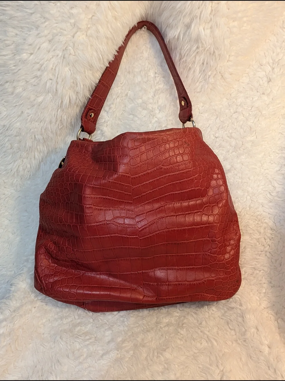 Michael Kors Red Croc-Embossed Shoulder Bag with Gold Hardware - Picture 2 of 4